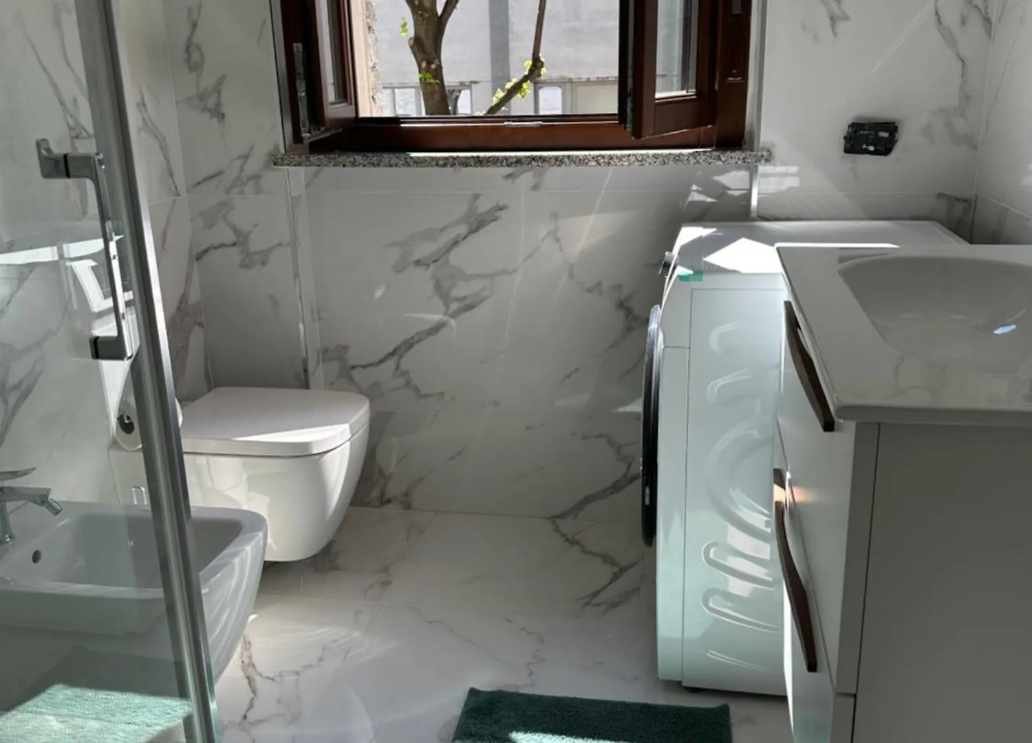 Stunning Deluxe Downtown Studio Busto Arsizio